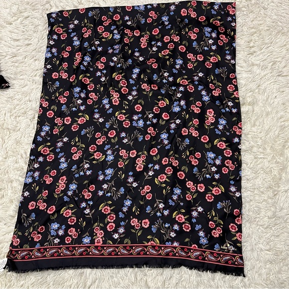 kate spade Accessories - Late Spade Floral black Rectangle Scarf 80 X 30 Aprox  W/Fringe Boho City NWOT